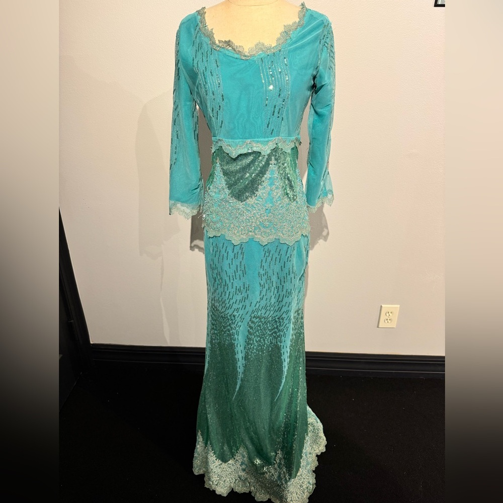 custom made Dress fit sizes 2-4